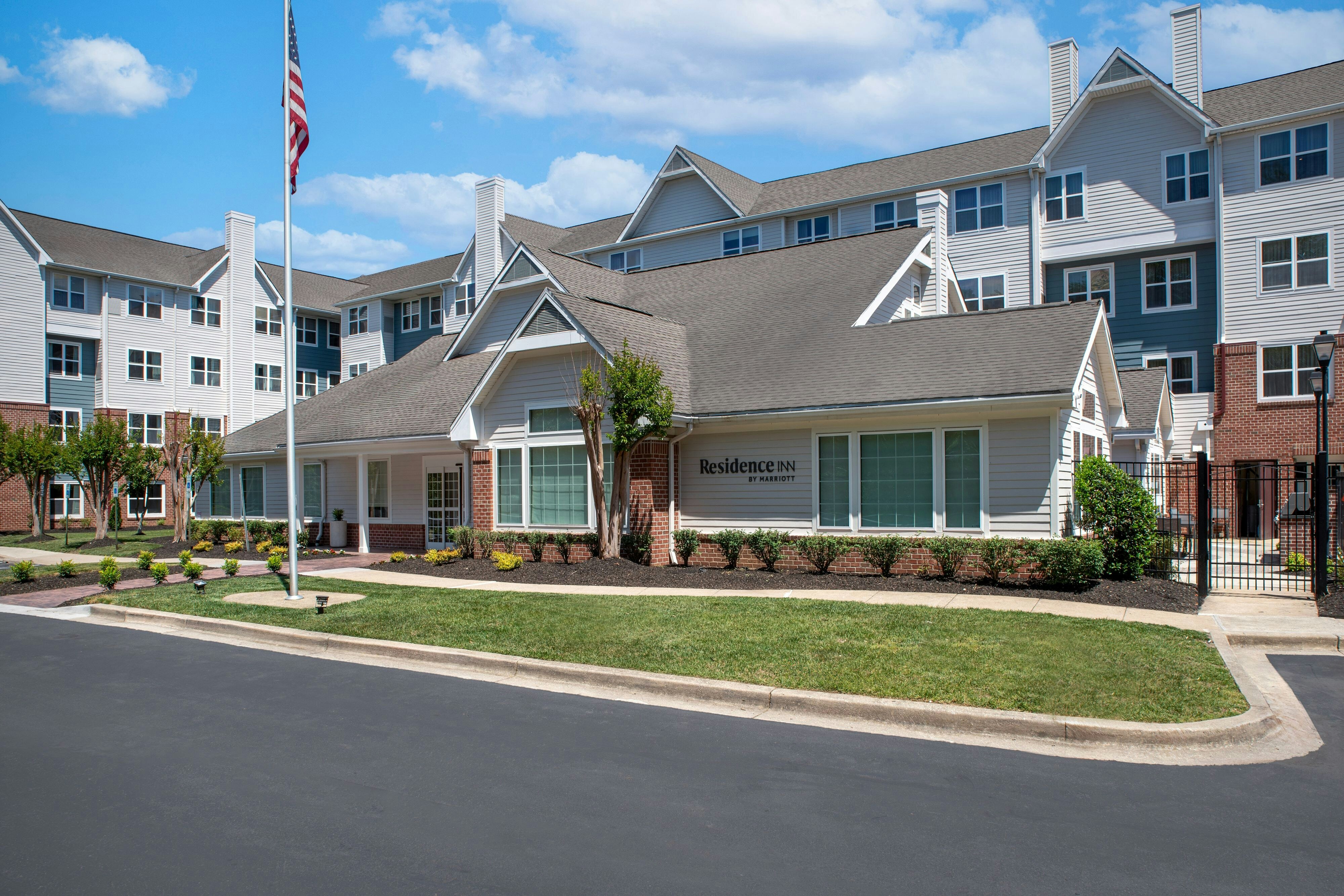 Residence Inn by Marriott Arundel Mills BWI Airport 61/62