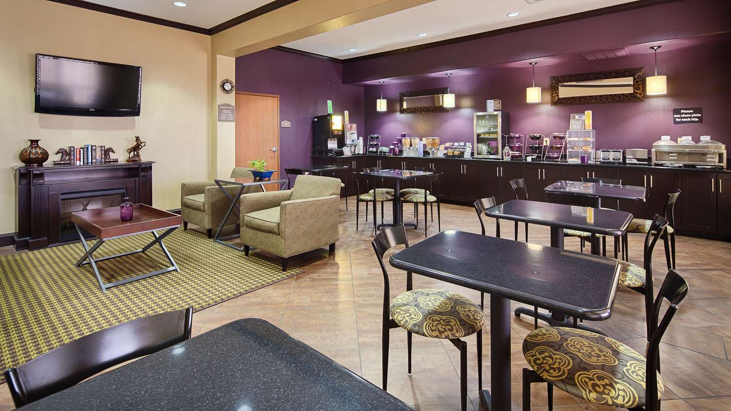 Best Western Giddings Inn And Suites 24/34