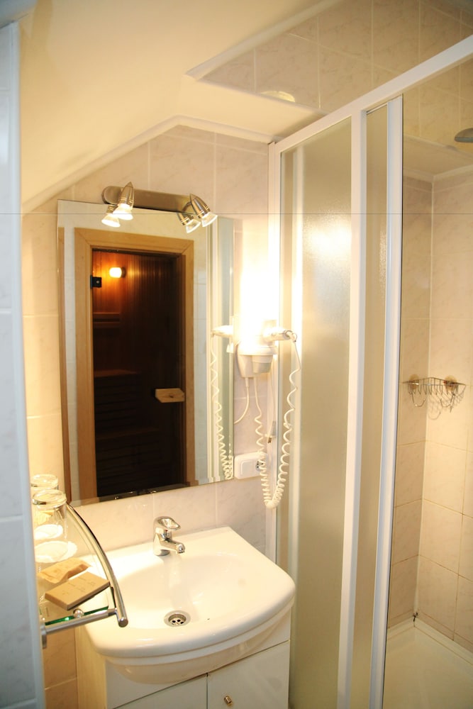 Forums Boutique Hotel 57/59