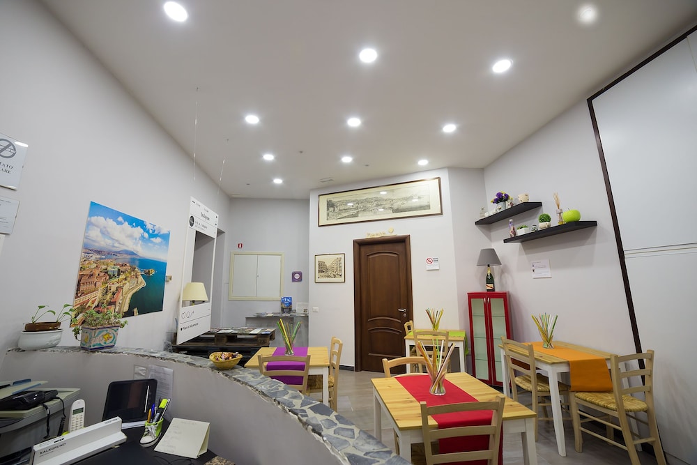 B&B Le 4 Stagioni Dante's Suites 50/50