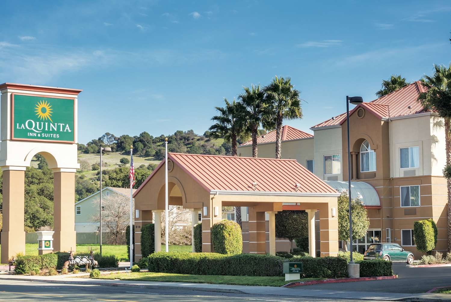 La Quinta Inn & Suites by Wyndham Fairfield - Napa Valley 2/37