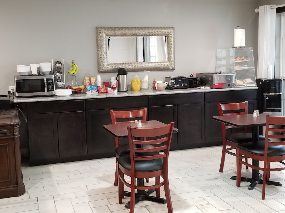 restaurant-cafeteria