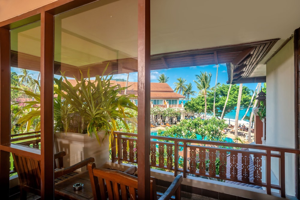 ALOHA RESORT 59/76