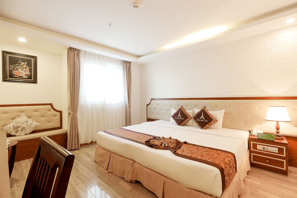 Paris Nha Trang Hotel & Apartment 16/72