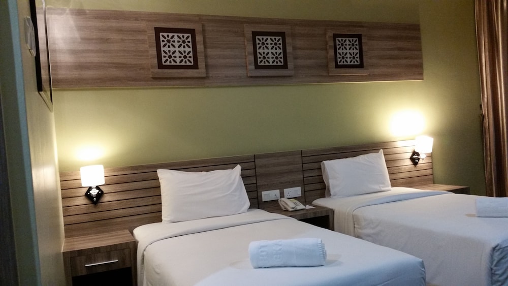 Hig Hotel 36/73