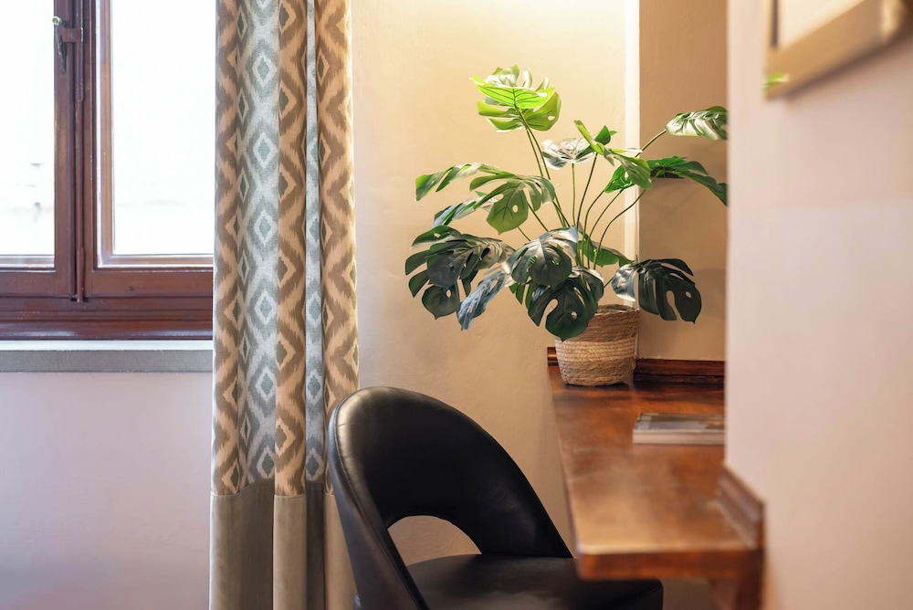Hotel Morandi Alla Crocetta 4/60