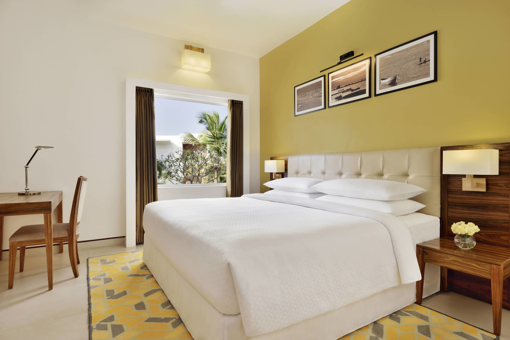 ROOM, KING BED, GARDEN VIEW, BALCONY