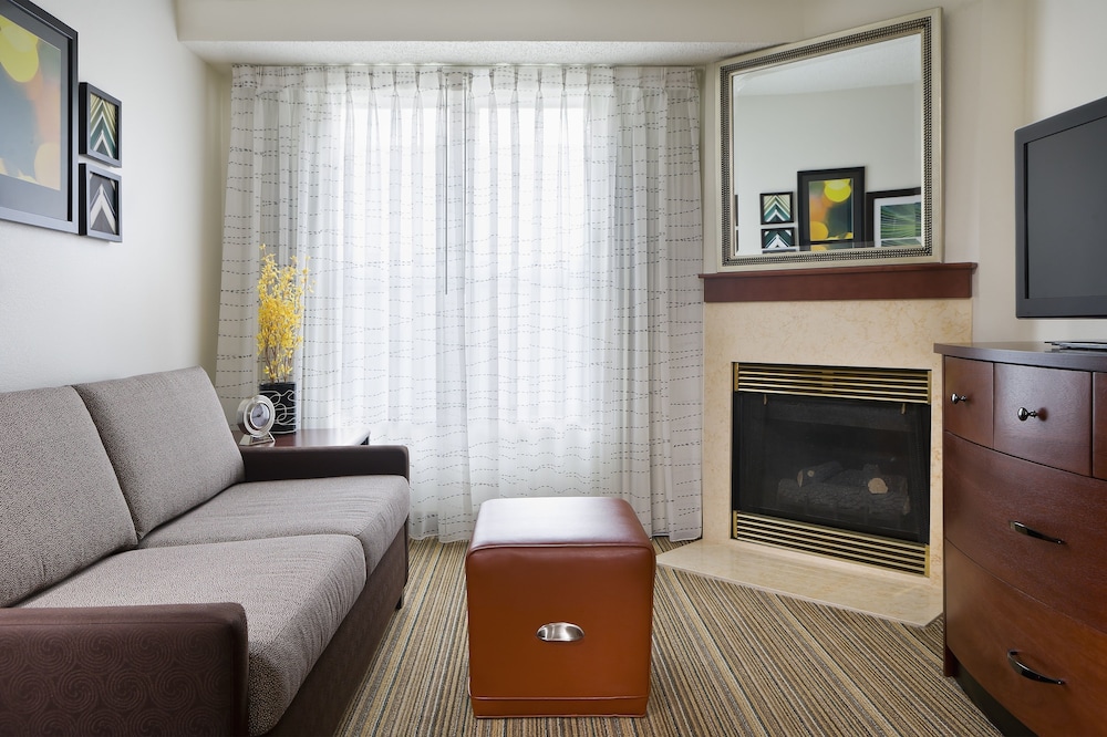 Residence Inn Houston The Woodlands / Lake Front Circle 25/50