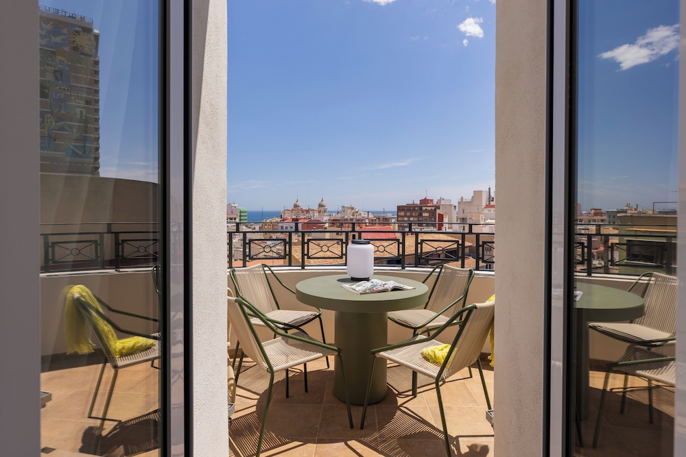 Libere Alicante Rambla 47/60