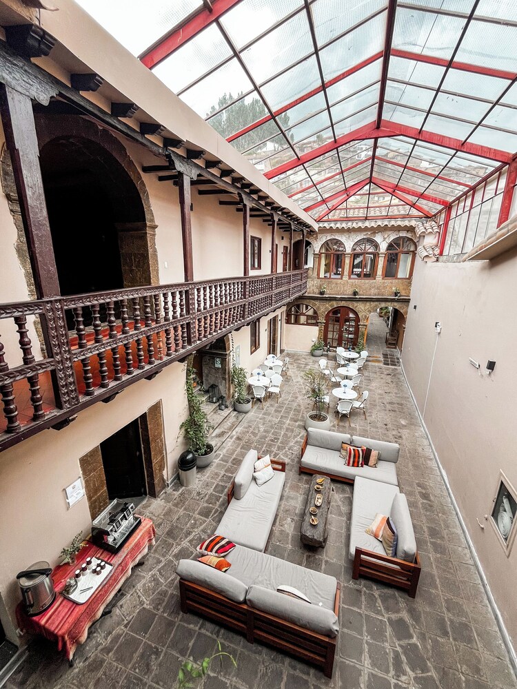 Cusco Plaza Saphi 67/75