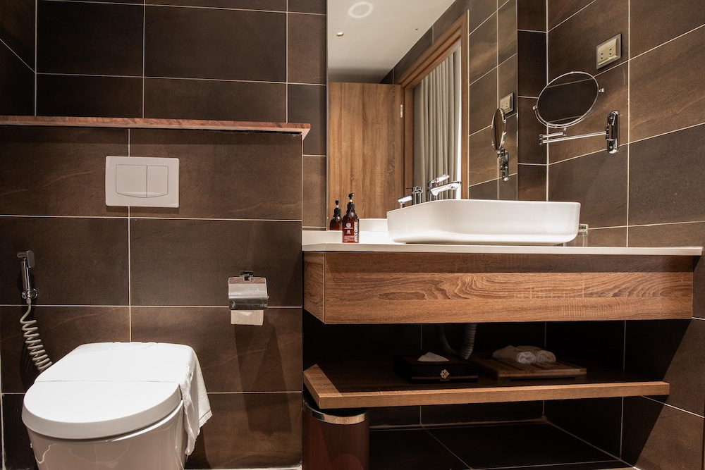 The Dream Suite 43/50