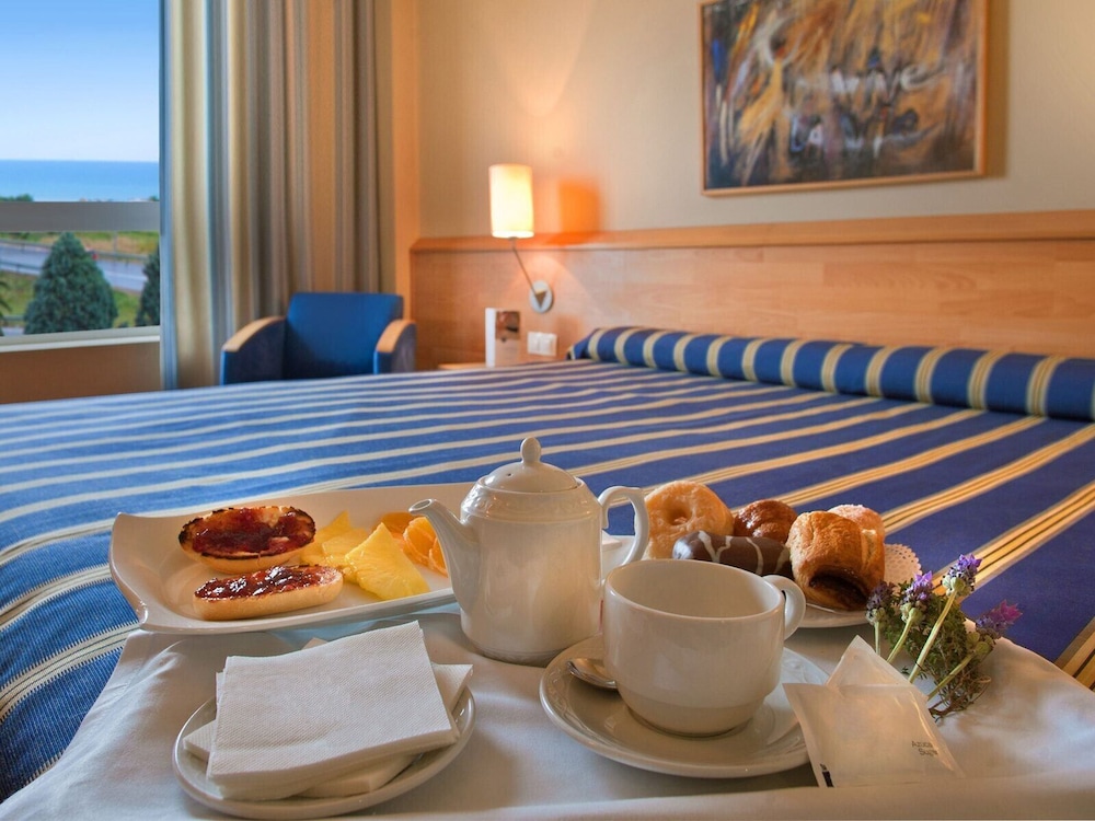 Flag Hotel Valencia Florazar 46/58