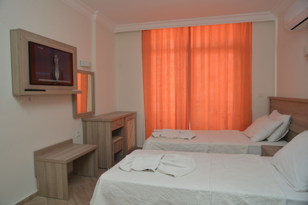 Marina Apart Hotel 18/48