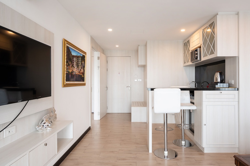 Sonia Residence Pattaya 8/50