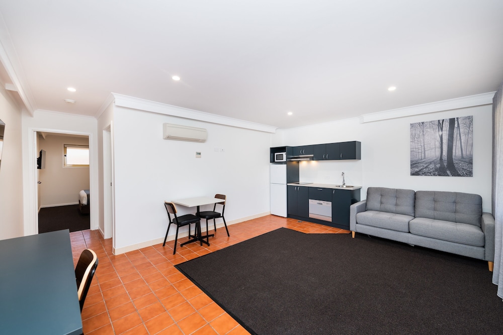 Leagues Motel Queanbeyan 27/50