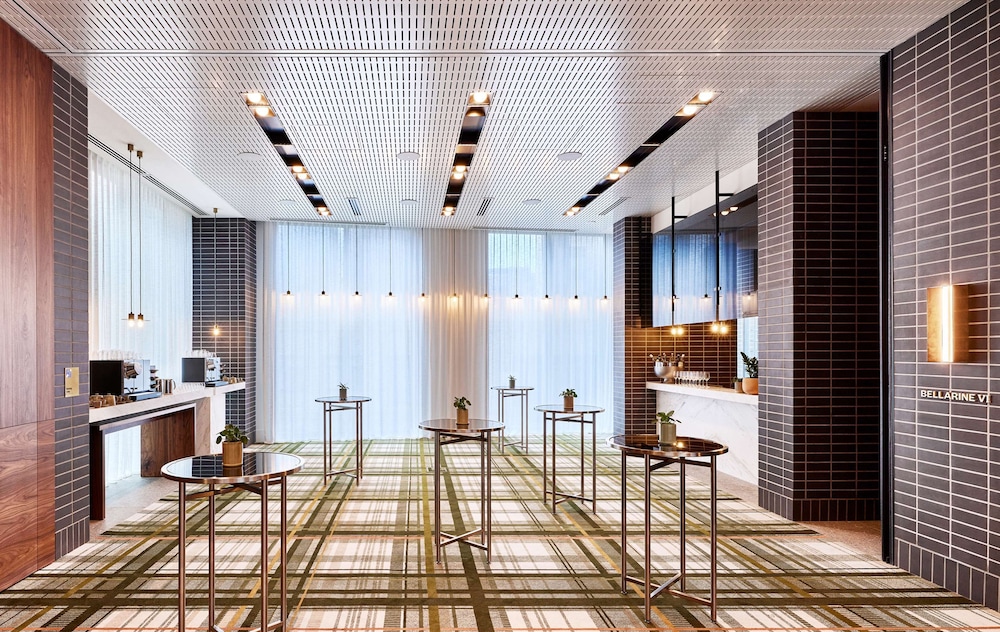 Hyatt Centric Melbourne 6/50