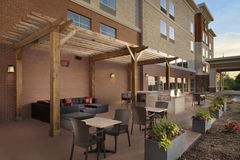 Homewood Suites By Hilton Kansas City Speedway Ks 26/42