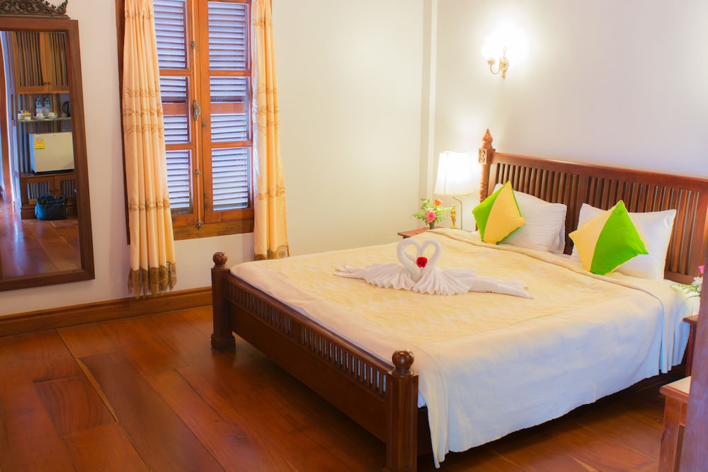 Muangthong Hotel 7/50