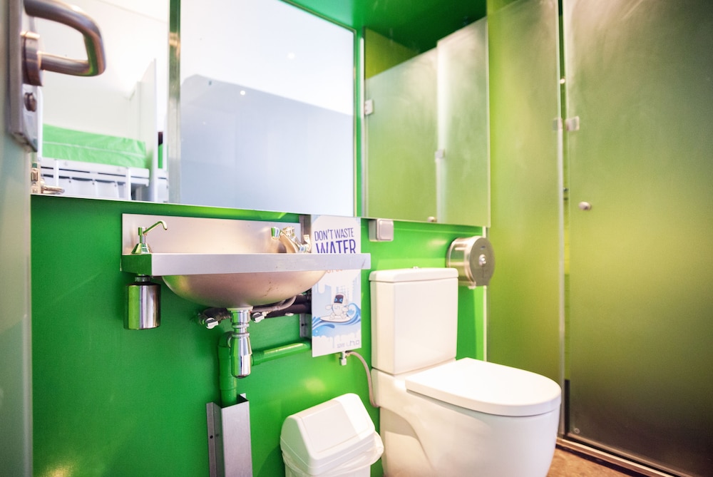 Urbany BCN GO Hostel 28/32