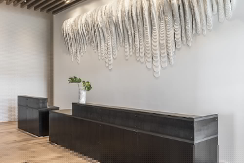 KIMPTON EVERLY HOTEL 5/80