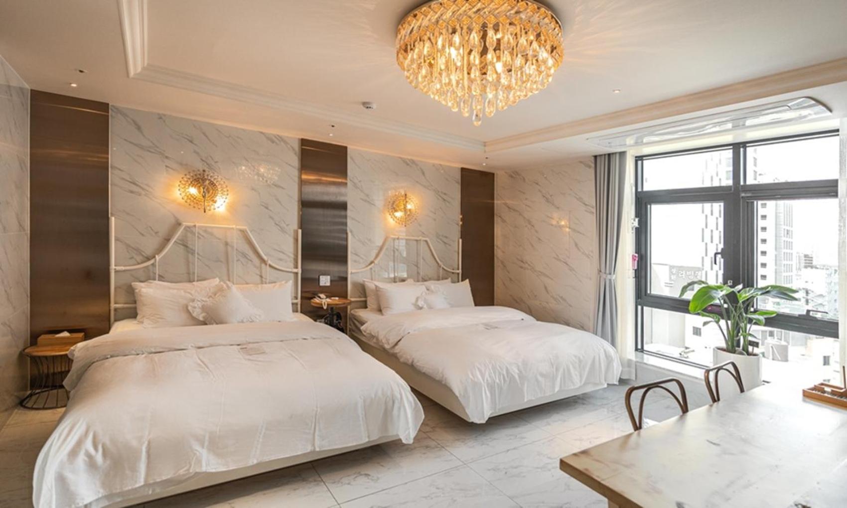 Signature, Wellness, Family, Suite, 2 Beds