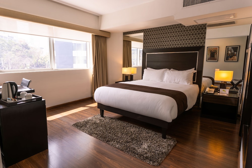 HOTEL JOSE ANTONIO 15/50
