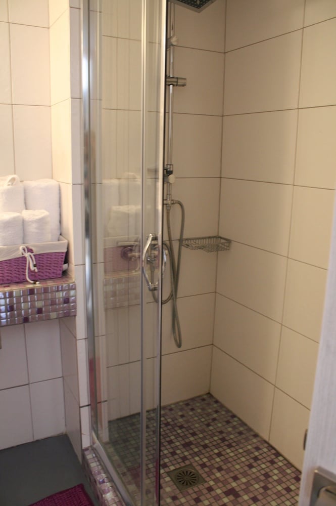 Forest Suites Boutique Hotel 79/79