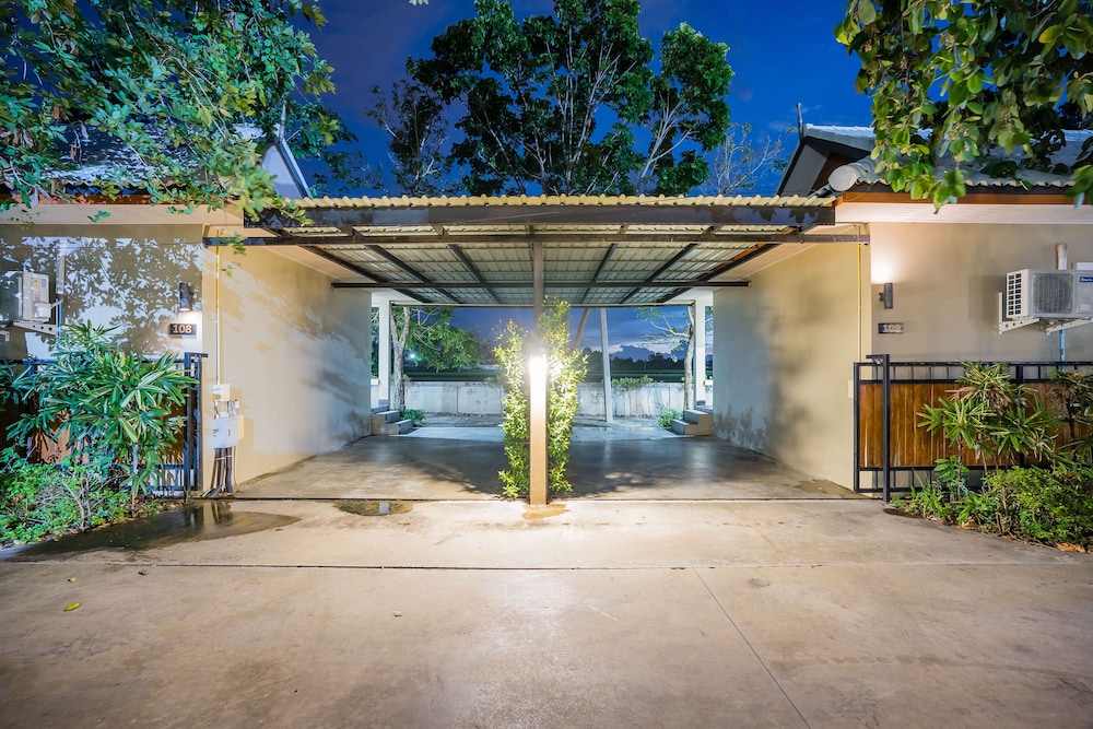 Tontan Resort Cha Am 4/45