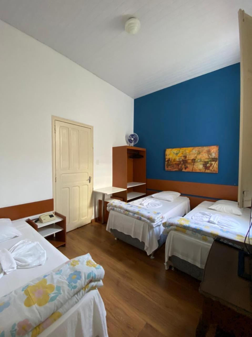 Hotel D Oeste 11/50