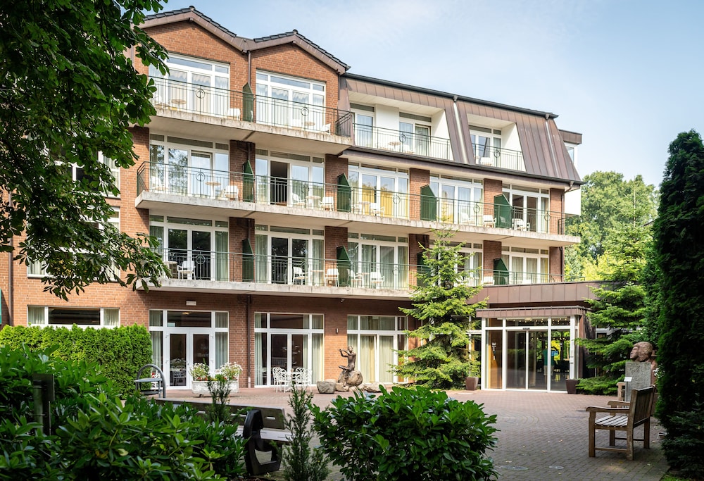 Waldhotel Tannenhauschen 1/50