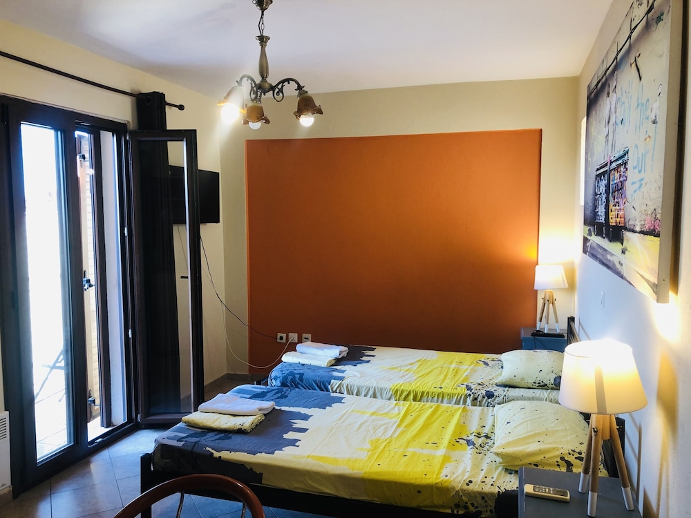 Studios Arabas - Hostel 10/50