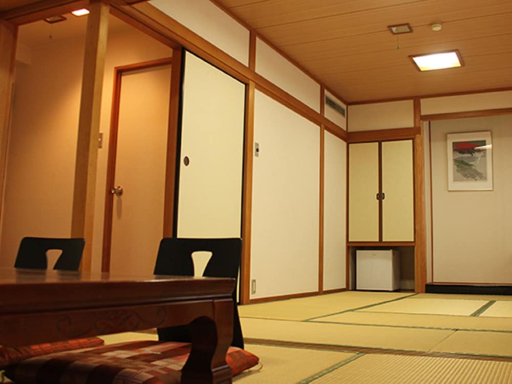 Hotel Livemax Budget Iyomishima 27/50