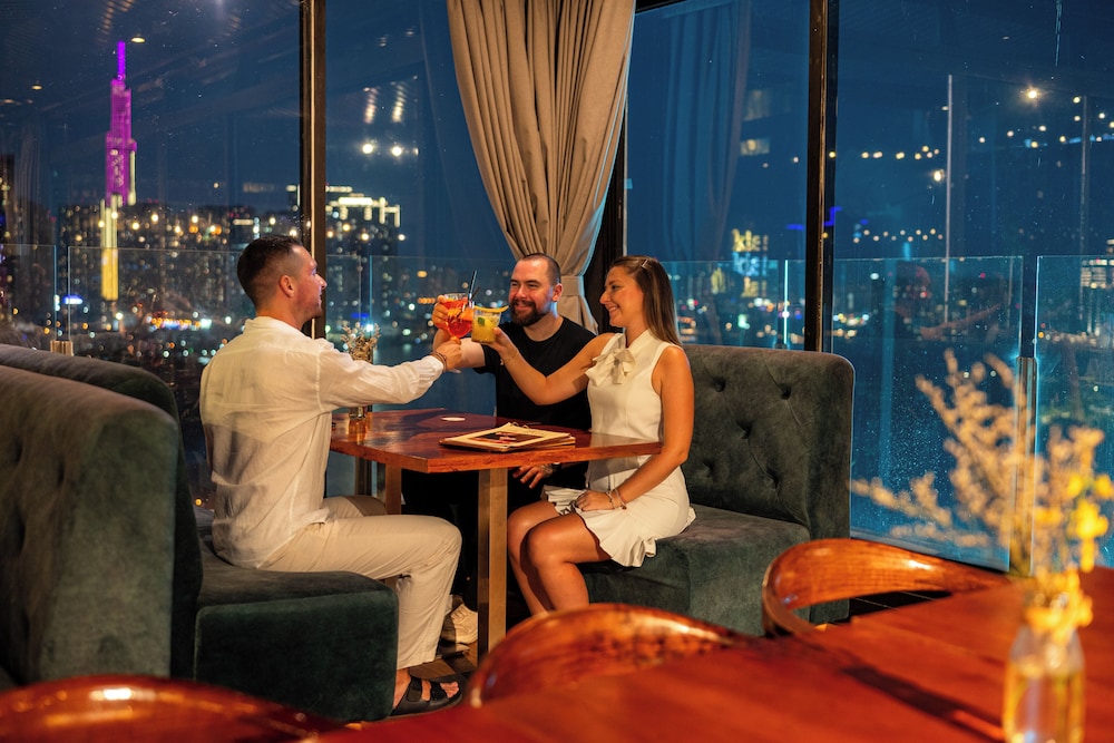 Bay Hotel Ho Chi Minh 10/66