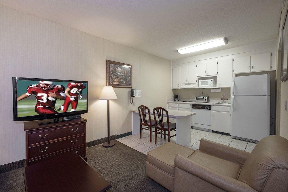 Red Roof Inn & Suites Dothan 31/40
