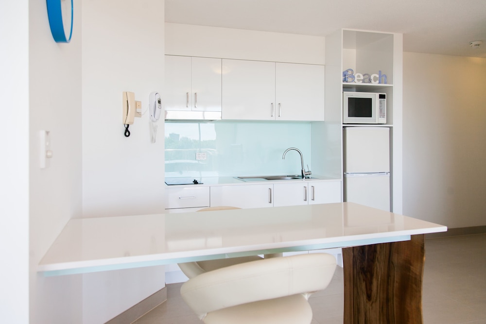 Sandcastles Mooloolaba 69/70