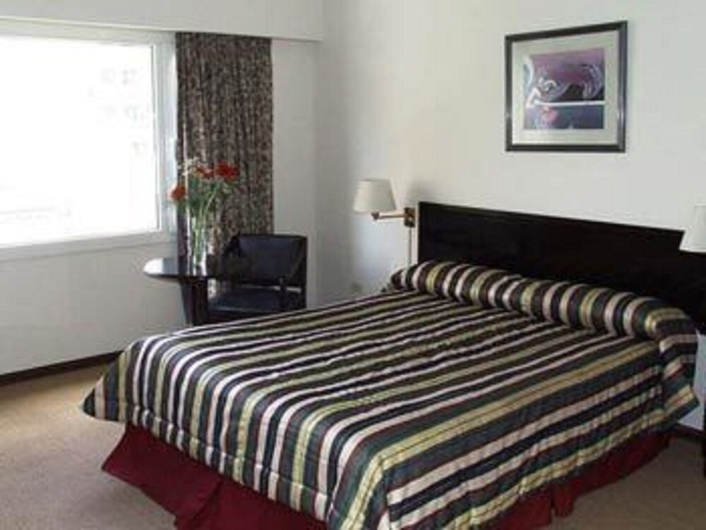 Hotel Austral Bahia Blanca 10/37