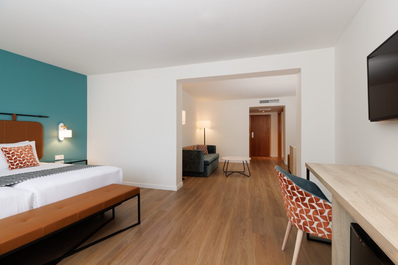 Junior Suite, Single