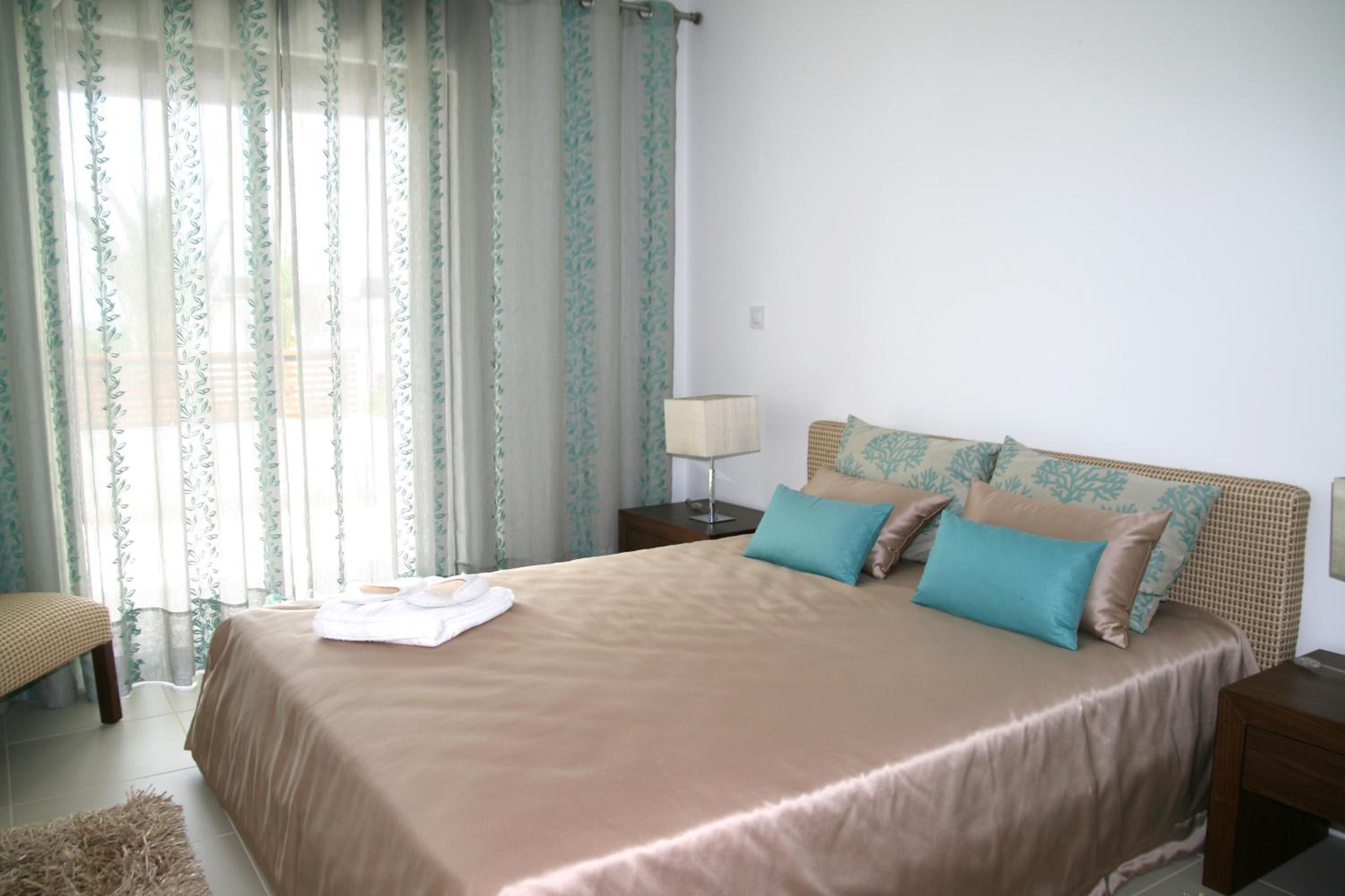 3 Bedrooms, Roof Top, Apartment, Terrace