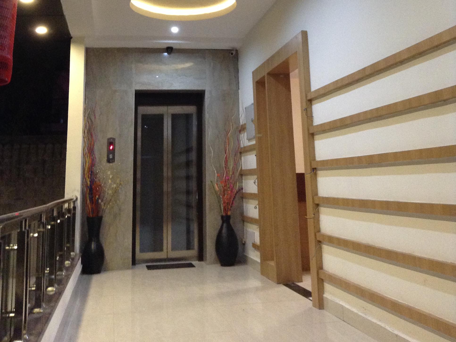Hotel Athidi Grand 23/28