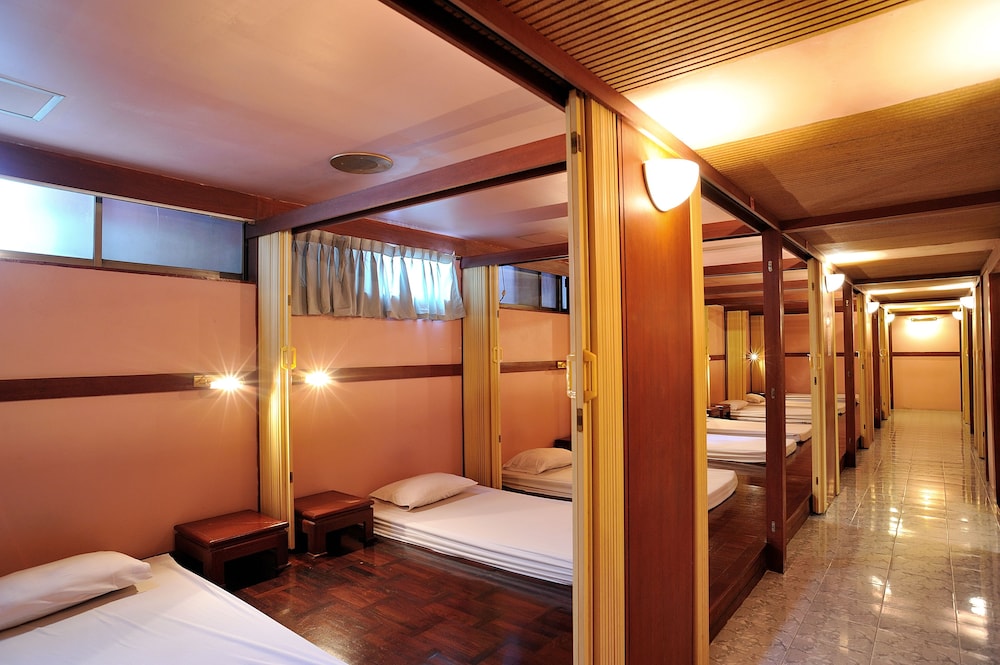 PHUKET MERLIN HOTEL 22/67