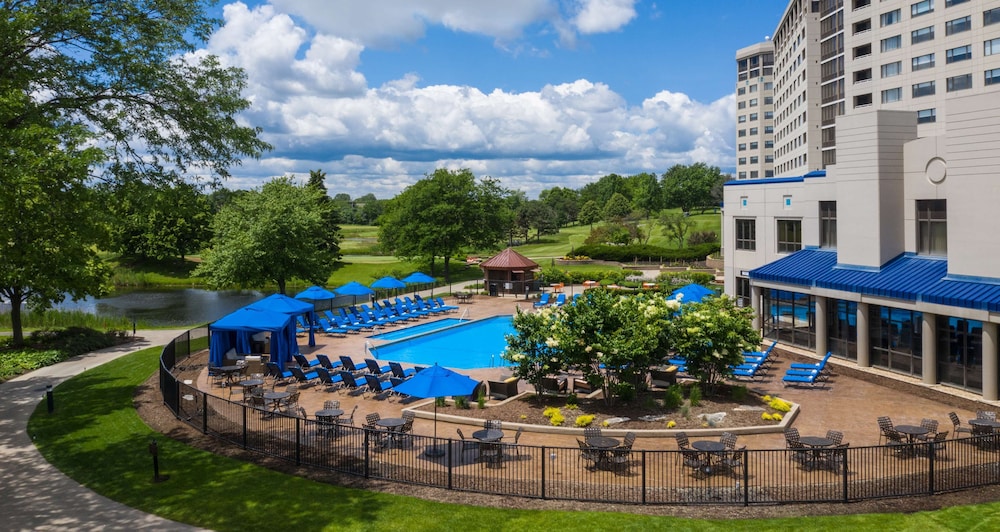 Hilton Chicago/Oak Brook Hills Resort & Conference Center 1/69