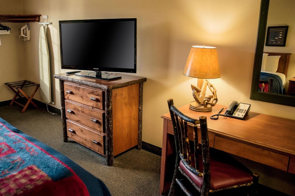 Stoney Creek Hotel Peoria 36/40