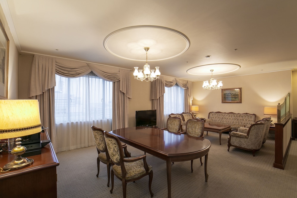 Nagoya Tokyu Hotel 40/50