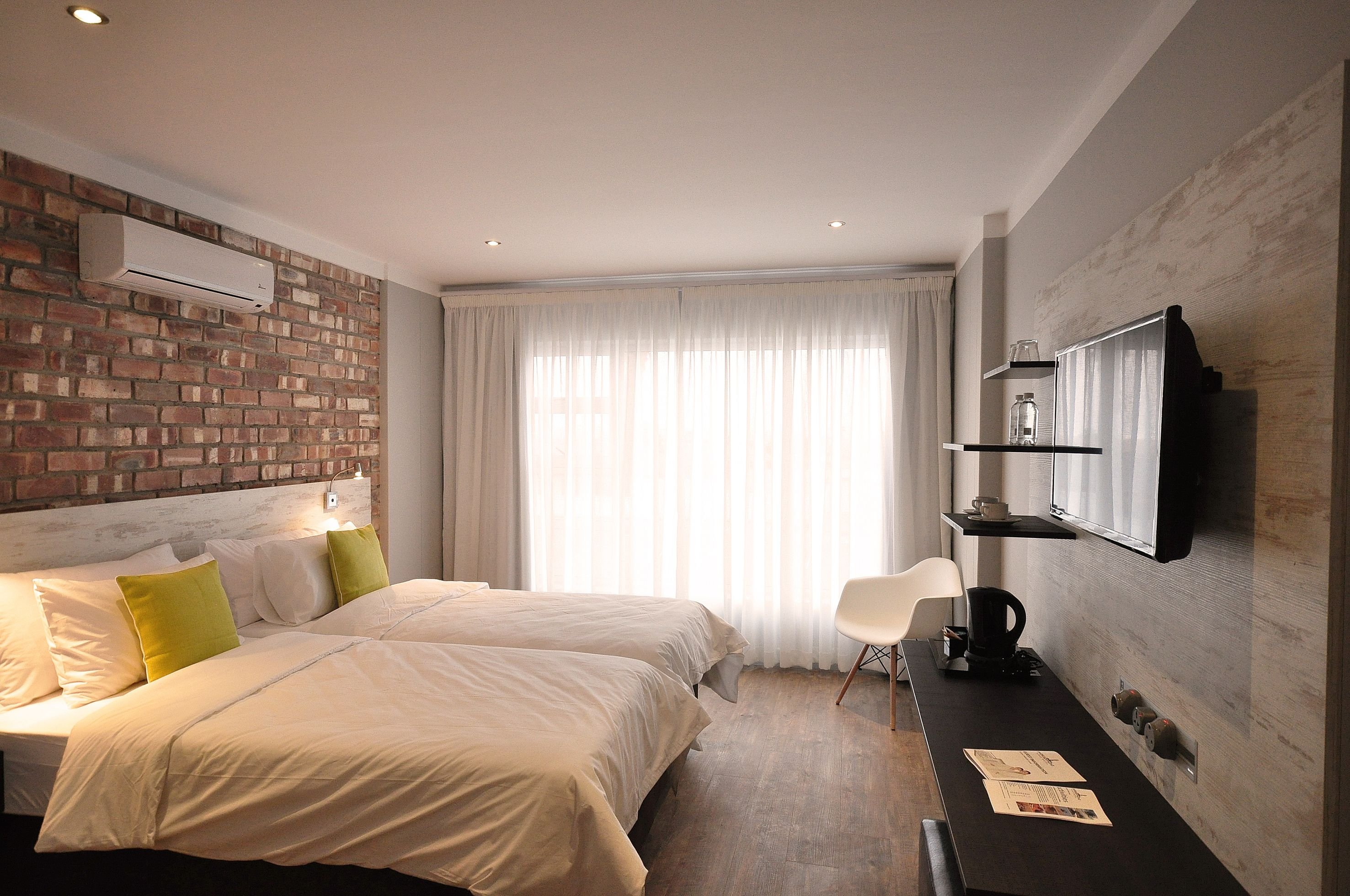 STANDARD, TWIN BEDS
