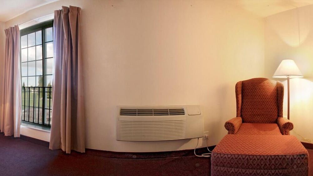 Ramada By Wyndham Seatac Airport 26/35