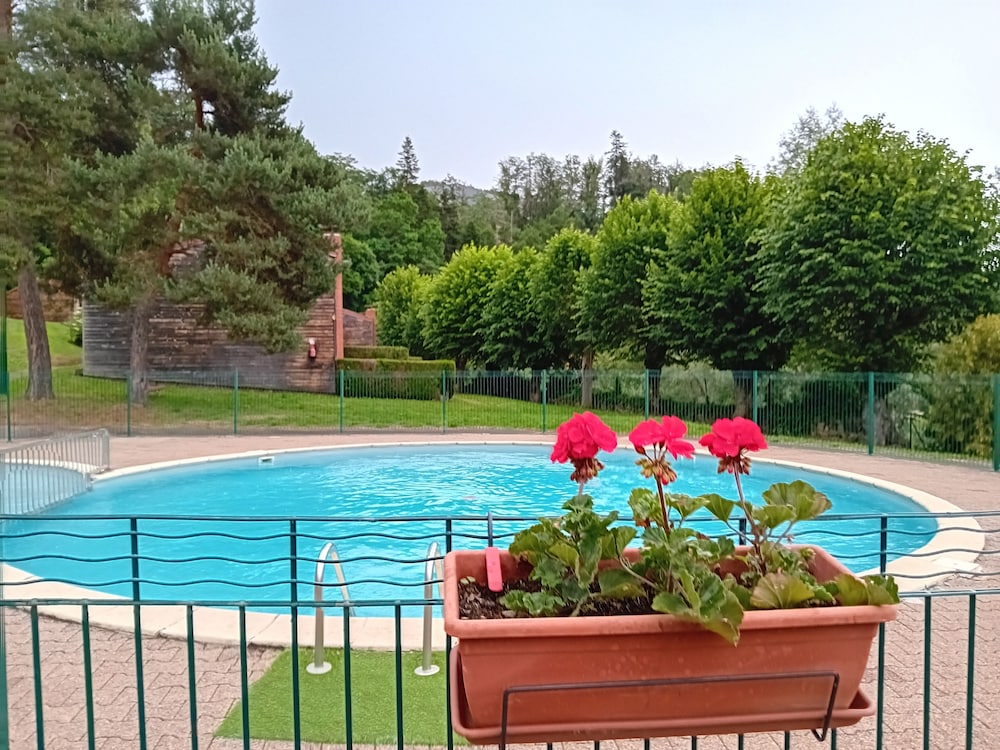 Olydea Vorey-sur-Arzon 46/53