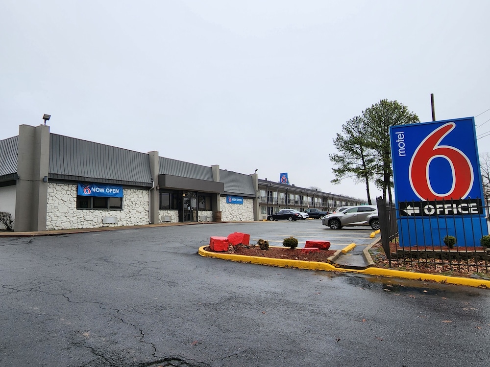 Motel6 North Little Rock, AR image
