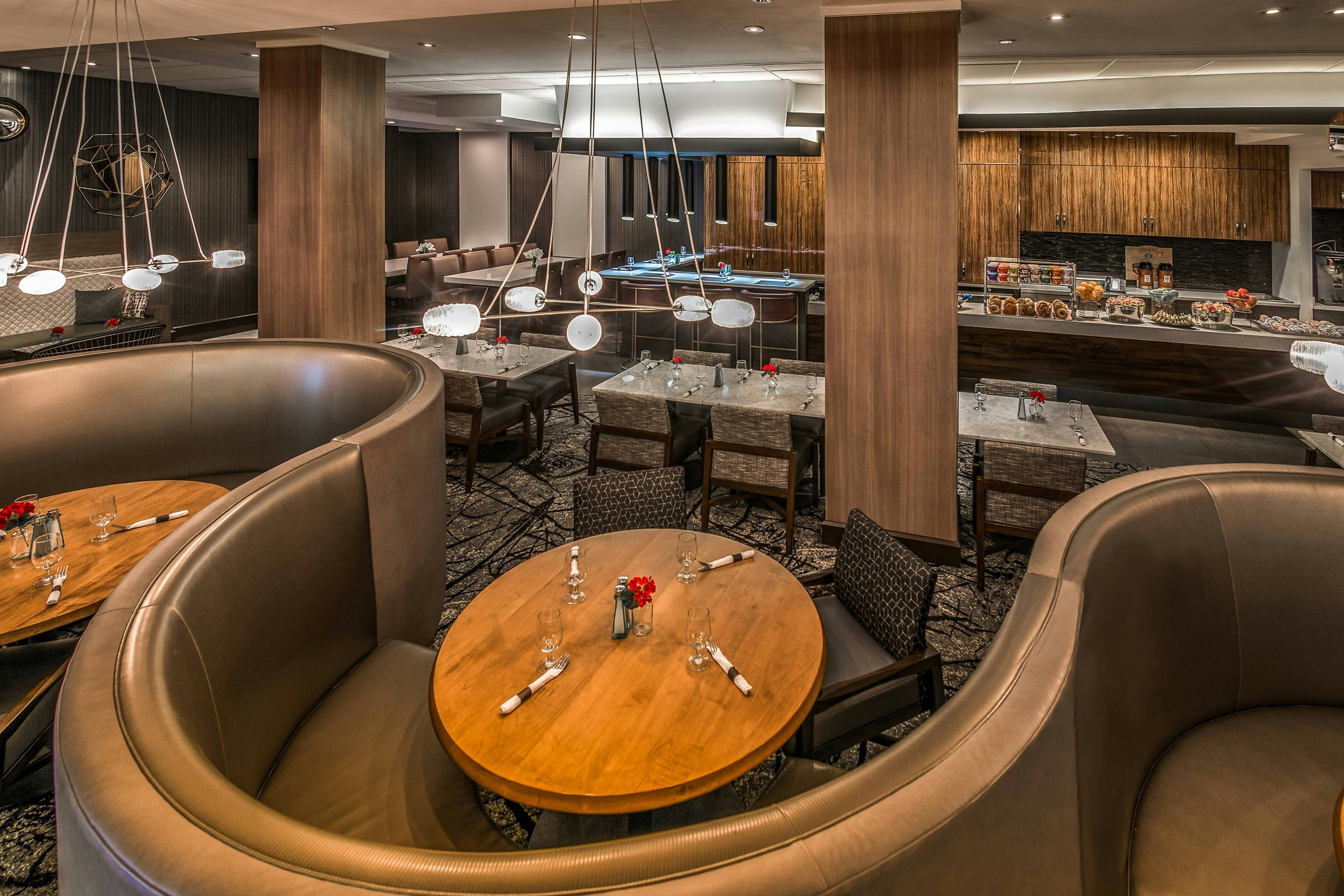 Courtyard By Marriott Bethesda Chevy Chase 6/19