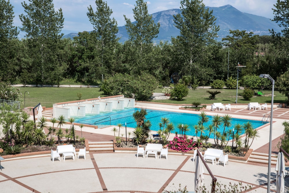 Grand Hotel Paestum 25/50