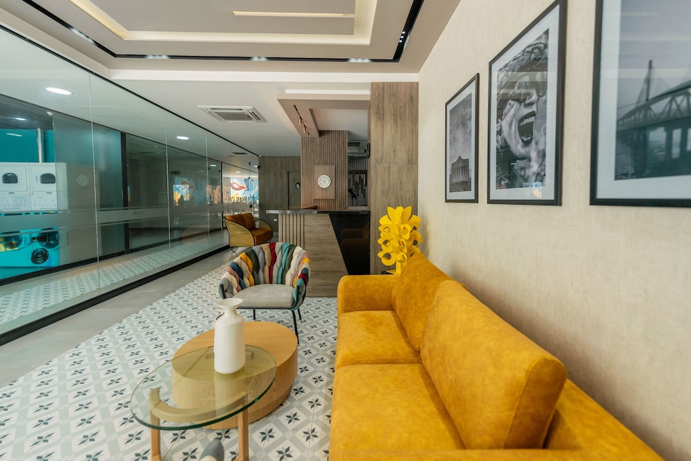 Amari Living Suites 18/31